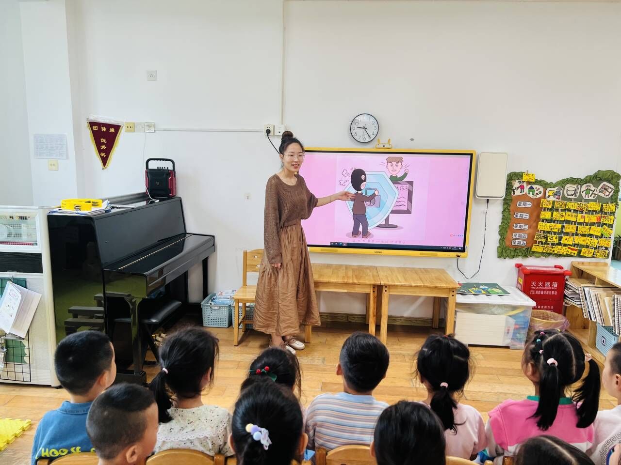 b585d336a8bb4171a37c9b27d9275d72.jpg b585d336a8bb4171a37c9b27d9275d72.jpg