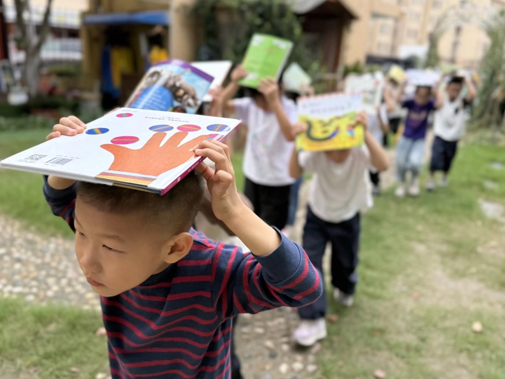 ef30f611402b404ea3087425bf7a4e9a.jpg ef30f611402b404ea3087425bf7a4e9a.jpg