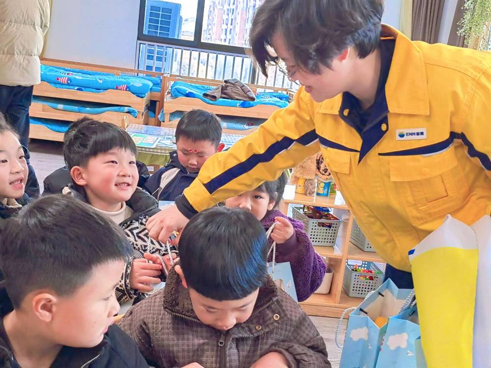 d439bd91ced14c9489bf7a986c851832.jpg d439bd91ced14c9489bf7a986c851832.jpg