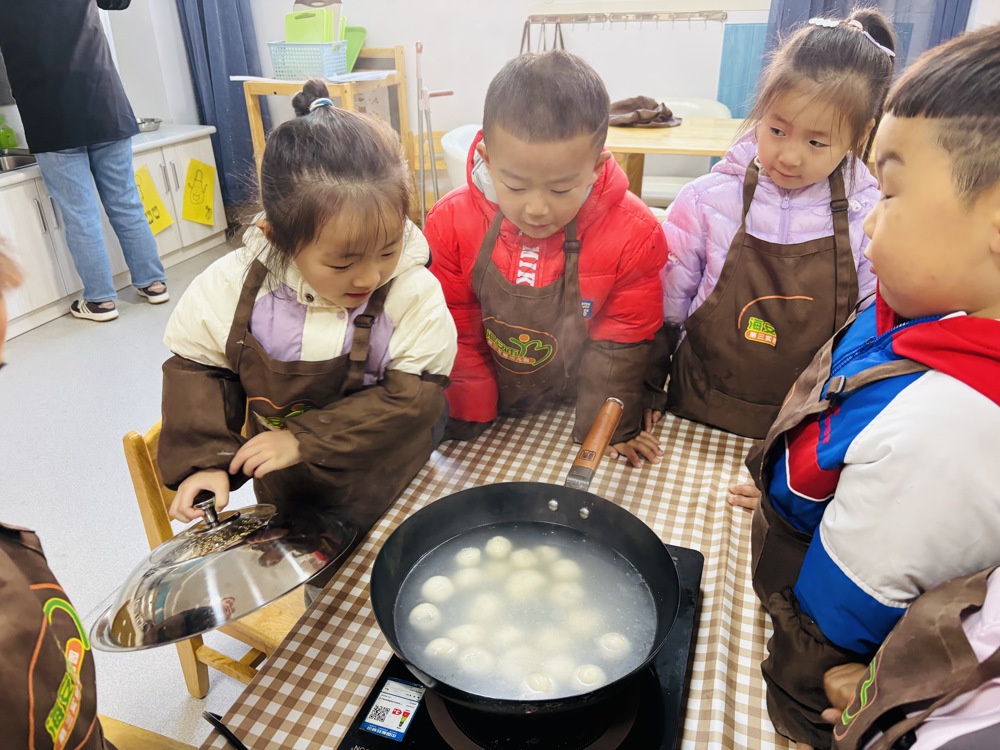 38571bb40706483ea0ddc6b8e2b4a495.jpg 38571bb40706483ea0ddc6b8e2b4a495.jpg