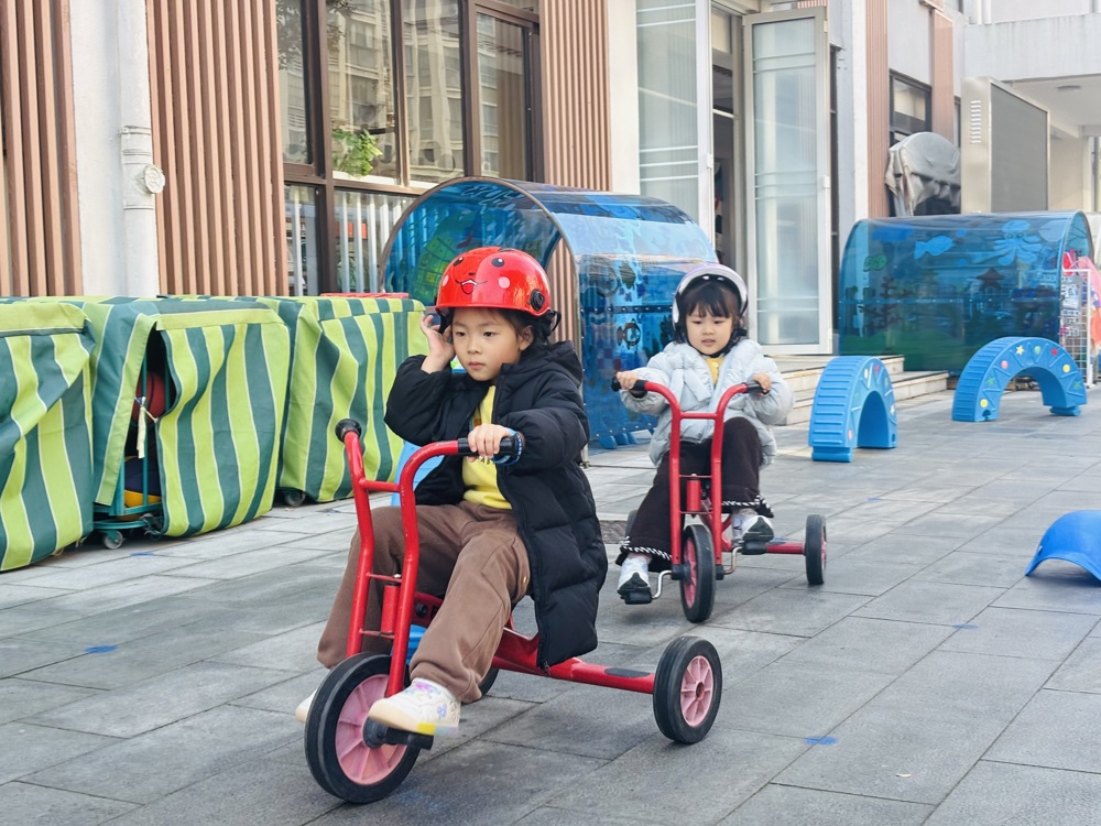 e7d90eb6675f4d918888f92511ce2a7b.jpg e7d90eb6675f4d918888f92511ce2a7b.jpg