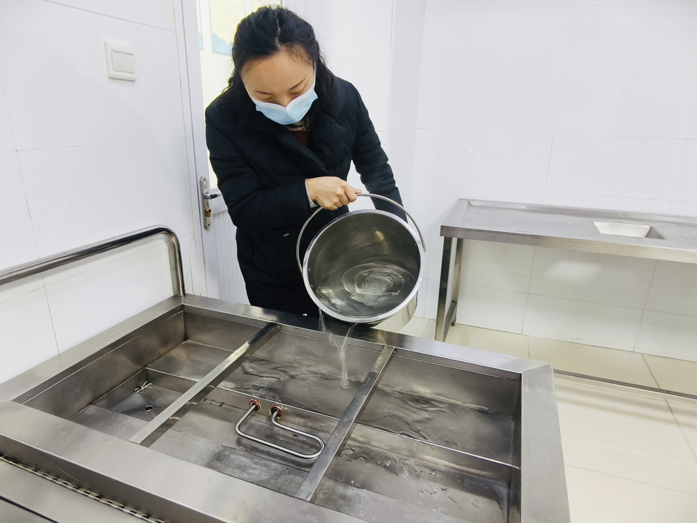 寒食暖！食堂 “保温行动” 传递校园冬日温情